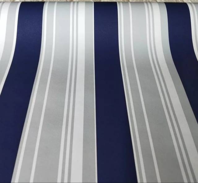 Wallpaper stiker dinding motif salur biru dongker mix silver