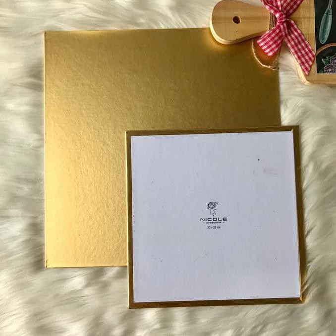

Cake Board Gold Size 22X22Cm (1Pck)