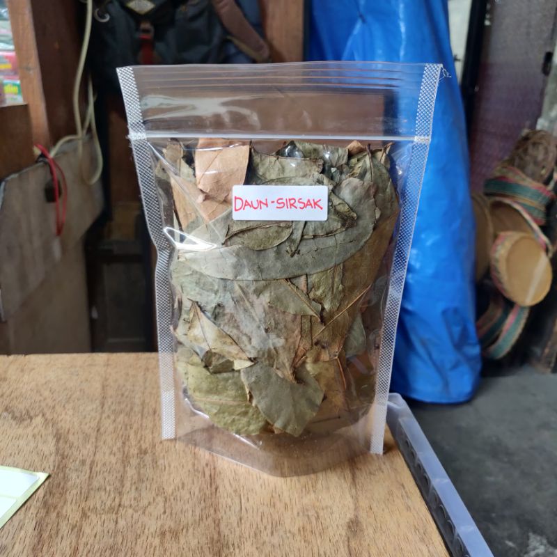 

Daun sirsak kering