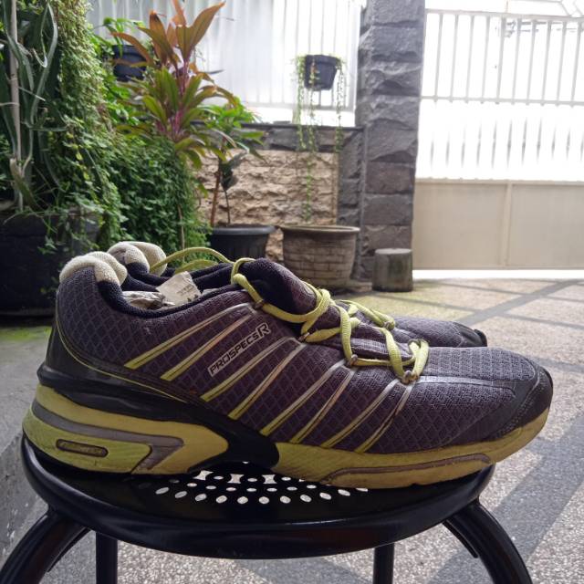 SEPATU SNEAKERS PROSPECS