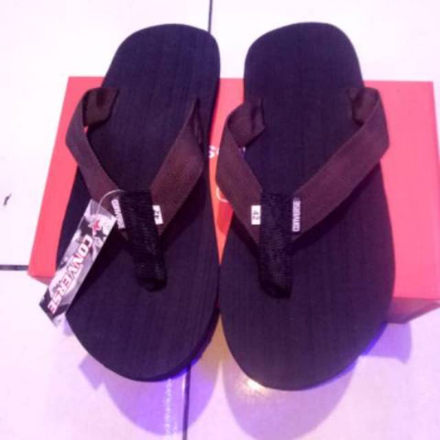 SANDAL JEPIT CONVERSE