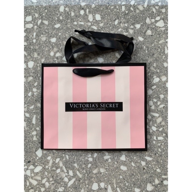 VICTORIA’S SECRET PAPER BAG / BOX