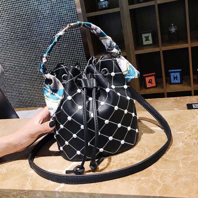 TAS IMPORT TAS SERUT 444/E7187/2835 FASHION WANITA IMPORT BATAM TERMURAH TAS LUCU TERLARIS