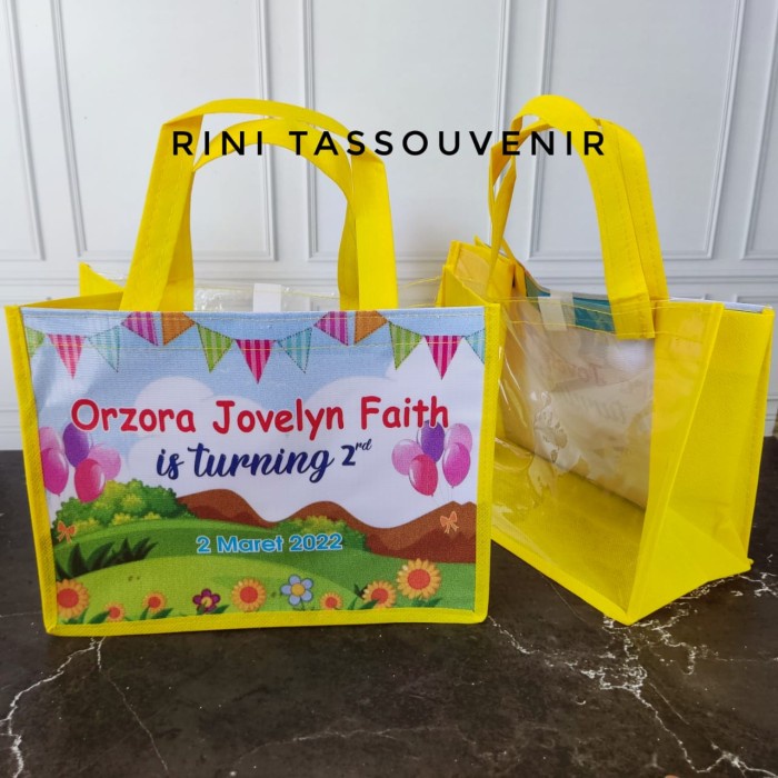 

PROMO Tas Souvenir Ultah Mika - P25 L12 T20