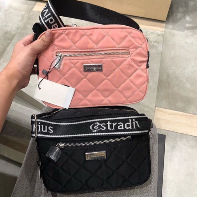 

Stradivarius bag , sling bag , plus paper bag , label harga asli masih tercantum