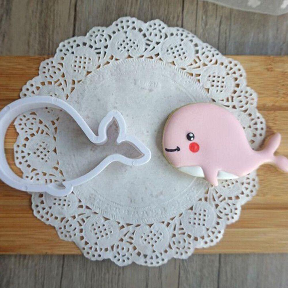 [Elegan] Cookie Cutter DIY Plastik Ikan Paus Dolphin Gurita Kepiting Turtle Pastry Baking Fondant Tools