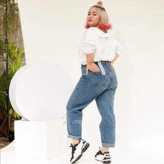 JINISO Jumbo  Boyfriend  Jeans  1305 REAL CURVY Shopee 