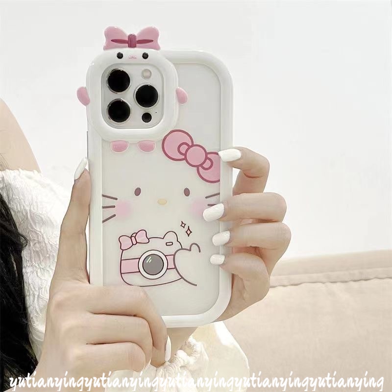 Case Hello Kitty Glossy Lucu Oppo A17 A76 A96 A5 A9 A3s A7 A5s A12 A53 A33 A74 A95 A16K A52 A57 2022 A15 A15s A54 A16s A16 Reno 4F 5F 5 7 A31 A17K A55 Lensa 3D Bow-knot Sarung