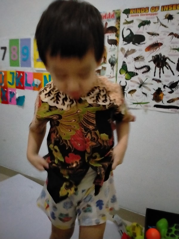Kemeja Batik Anak/// Baju Batik Anak Cowok /// Batik Anak Laki- Laki.5t Lengan Pendek
