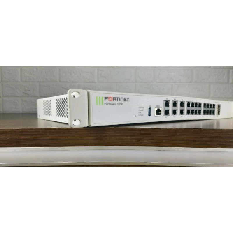 Fortinet Fortigate 100E (FG-100E) , 20x GE RJ45