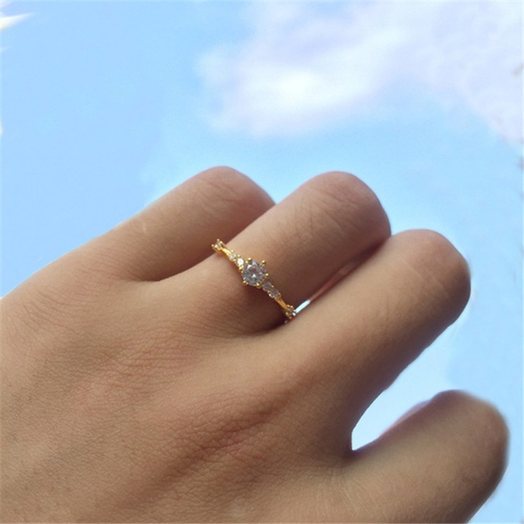 Cincin Berlian 7 Kecil 14K Untuk Wanita