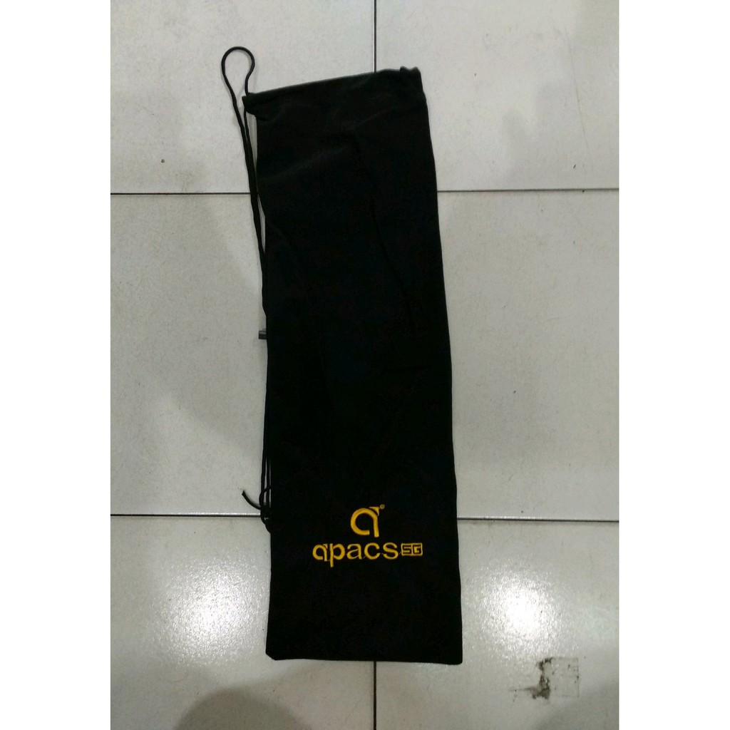 Sarung Raket Badminton   Tas Kain Raket Badminton merk Apacs   100  original