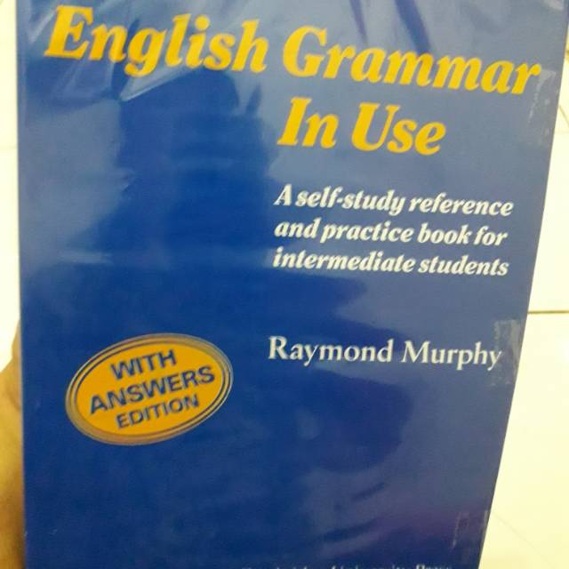 ENGLISH GRAMMAR IN USE.