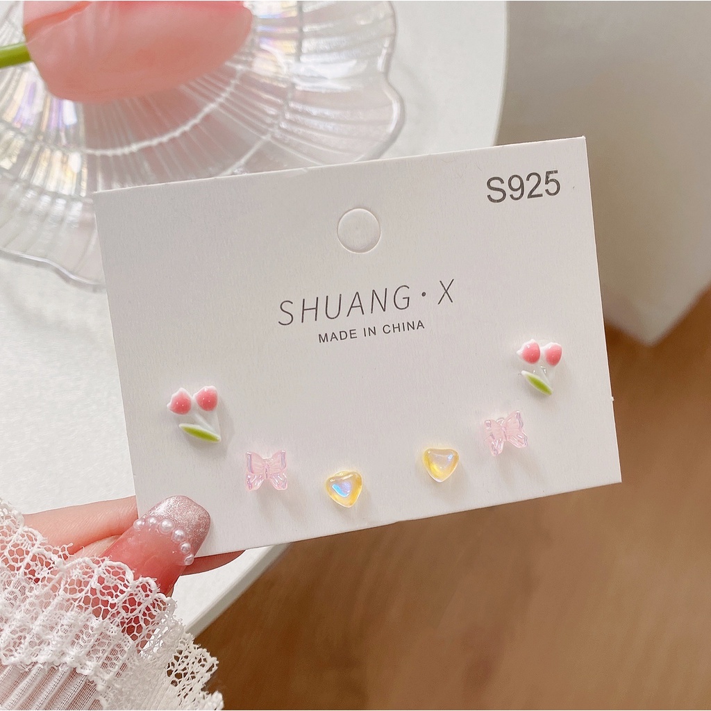 Set Anting Stud Desain Buah Butterfly Bahan Resin Gaya Korea Untuk Wanita