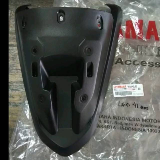 Cover dudukan visor yamaha Lexi original