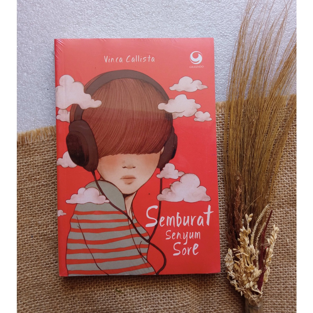 Novel original Semburat Senyum Sore