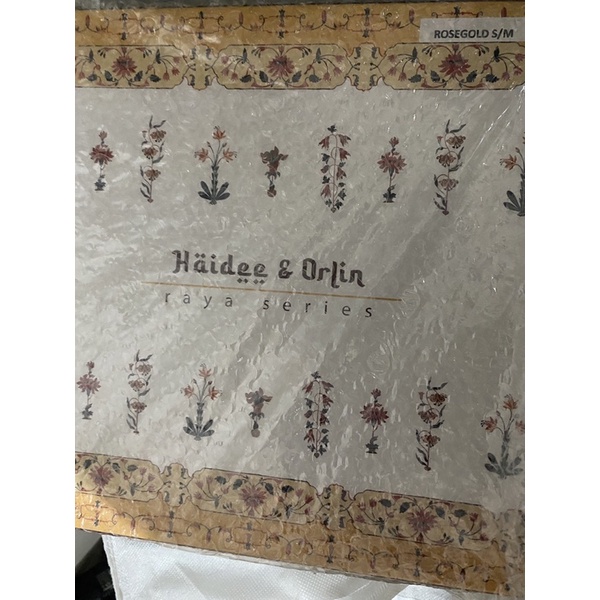 Madeena dress rose gold