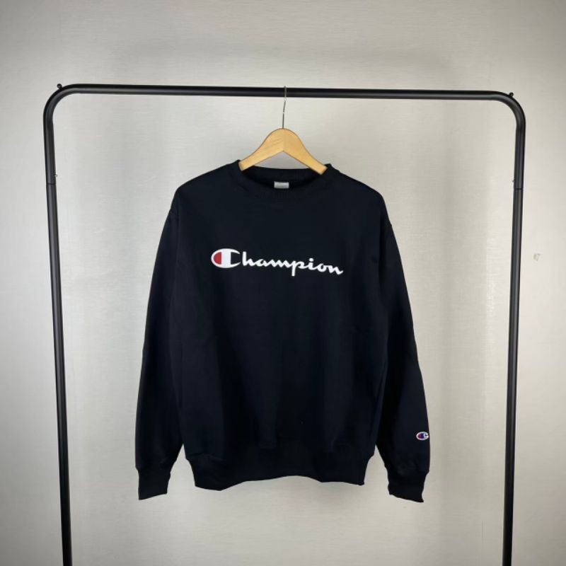 CREWNECK CHAMPION SCRIPT LOGO