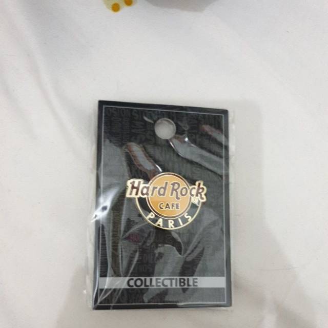 Hard Rock Pin Paris