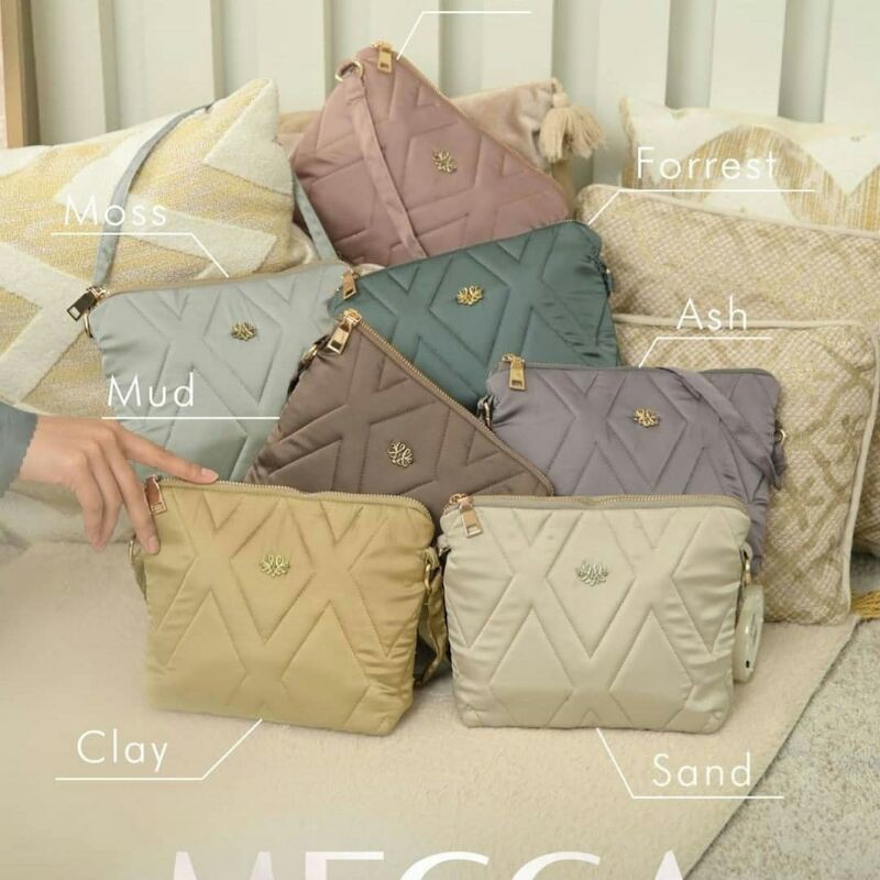 prayer set mecca by local