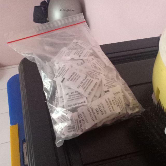 Silica gel white 2 gram 1 bungkus    isi 100 sachet | Shopee