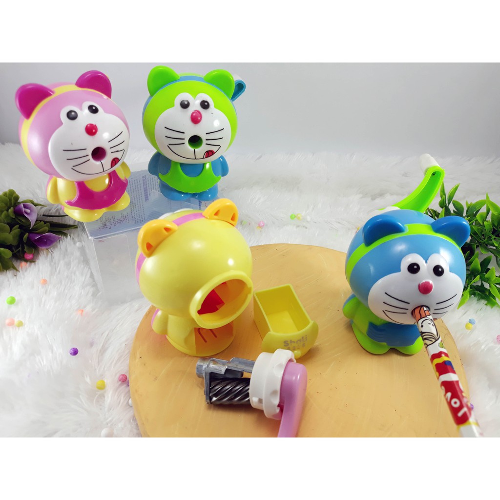 

Rautan pensil putar meja duduk anak karakter doraemon