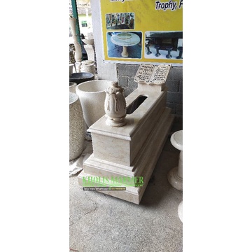 Makam Kijingan Batu Marmer Putih Tulungagung