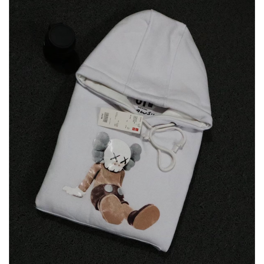 JAKET SWEATER HOODIE UNIQLO X KAWS ANATOMY HITAM KUPING HIJAU AUTHENTIC PREMIUM TERLARIS FREE STICKE