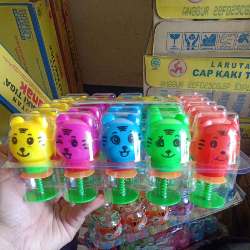 permen mainan loncat