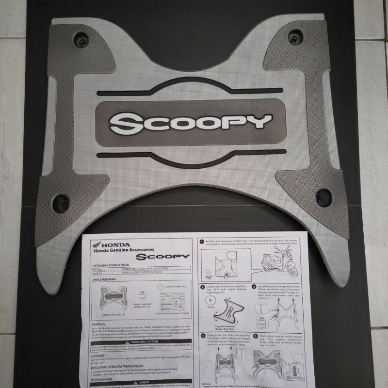 karpet alas kaki pijakan rubber step floor motor honda scoopy 2016 2020