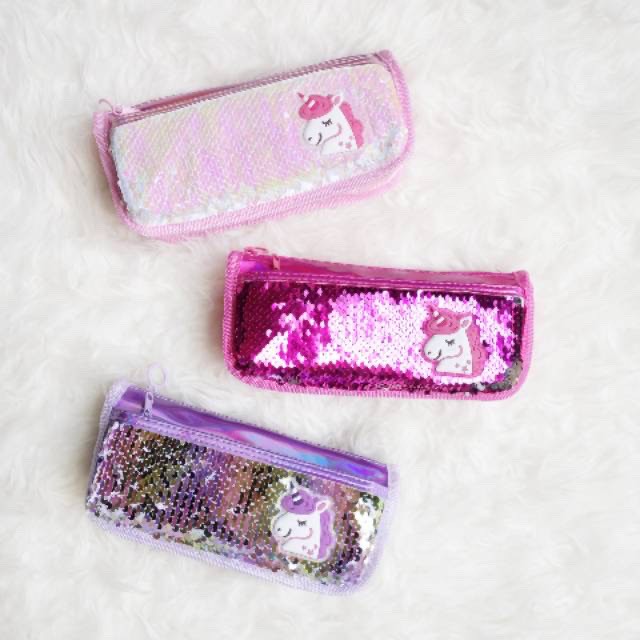 

KOTAK TEMPAT PENSIL SEQUIN UNICORN HOLOGRAM / KOTAK TEMPAT PENSIL SEQUIN ANAK