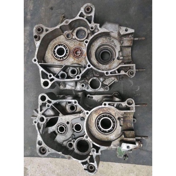 rengkes/bak mesin F1ZR