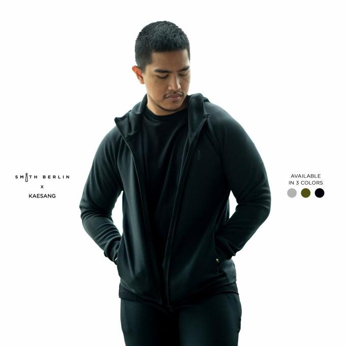 JAKET HOODIE ZIPPER PRIA SMITH BERLIN X KAESANG ACTIVE BLACK Termurah