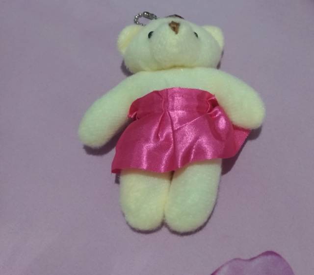 Gantungan boneka bear dan syall random