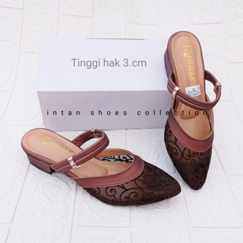 Sendal selop wedges wanita terbaru kekinian/wedges pesta kondangan pernikahan wanita/sandal hak tahu 3cm bisa cod/sandal terbaru intan shoes collection/Sepatu sandal bapau brukat wanita terbaru sandal perempuan bustong brukat hak 3cm