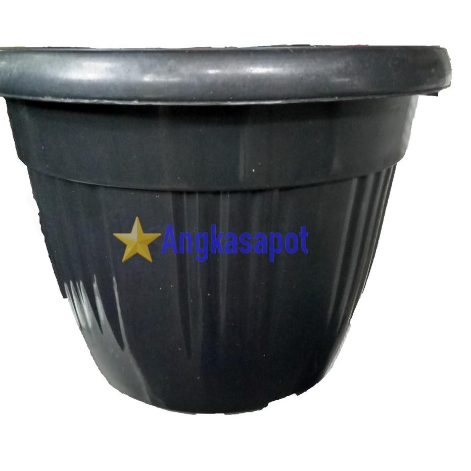 Dapatkan Pot Plastik Hitam 40 cm Kuping Untuk Bunga Tanaman