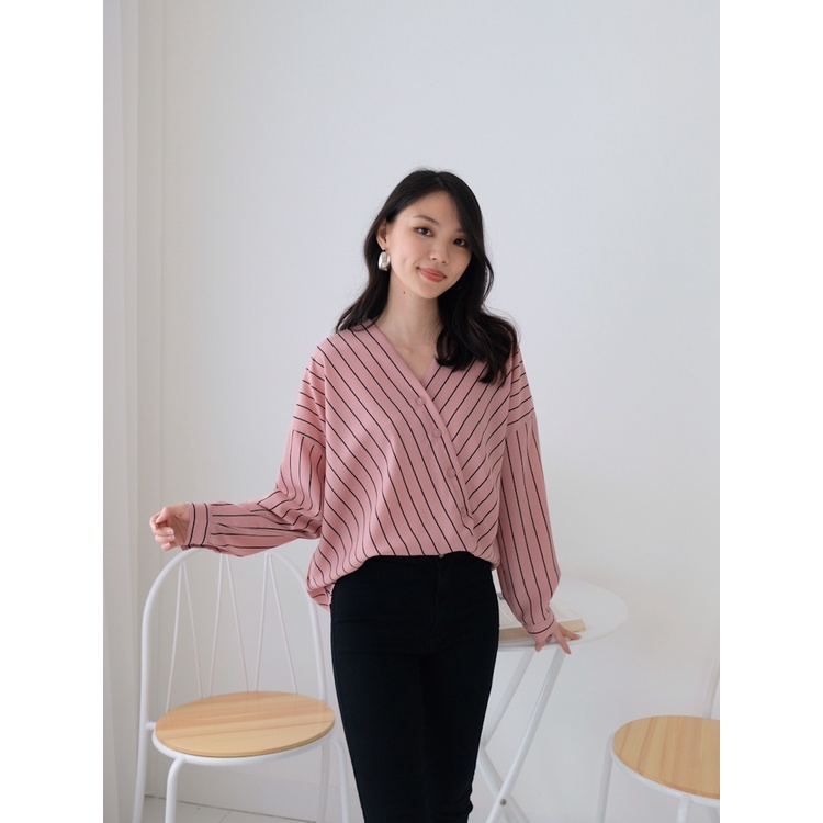 Kadaka T-0390 Blouse Stripes Tangan Panjang Vneck