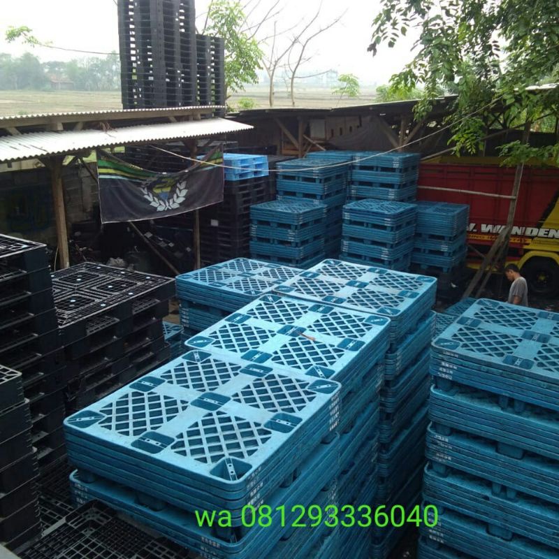 

Palet plastik second 105x105x12cm khusus JNE