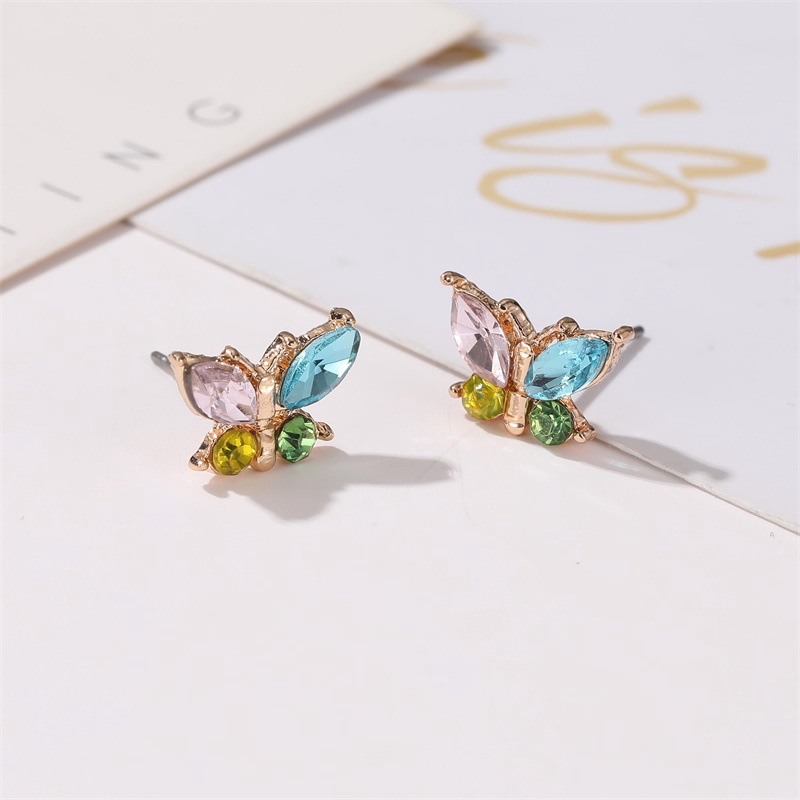 Anting Pejantan Kupu-kupu Berlian Lucu Korea Anting-anting Zirkon Berwarna Fashion