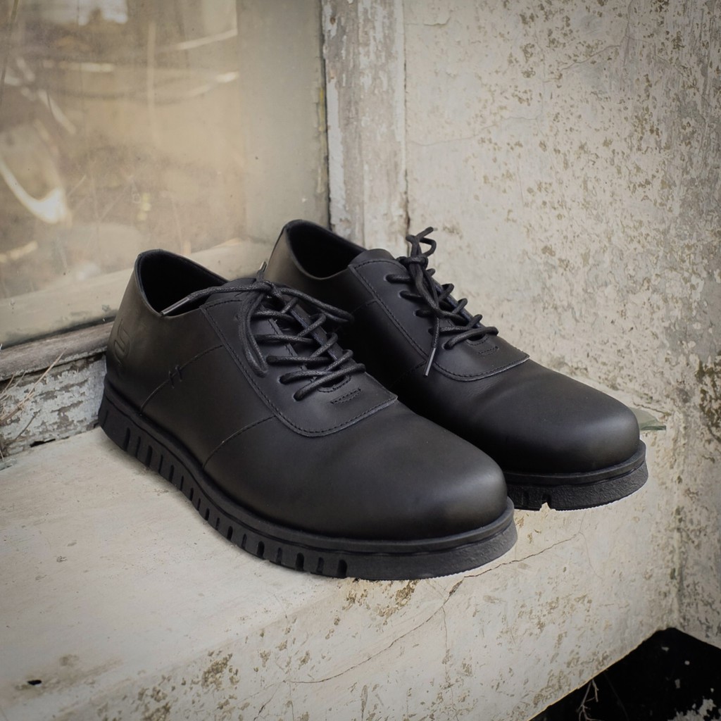 Low Nathan Black | Sepatu Kulit Asli Formal Klasik Sport Simple Pria Cowok Derby | FORIND x BARNUM