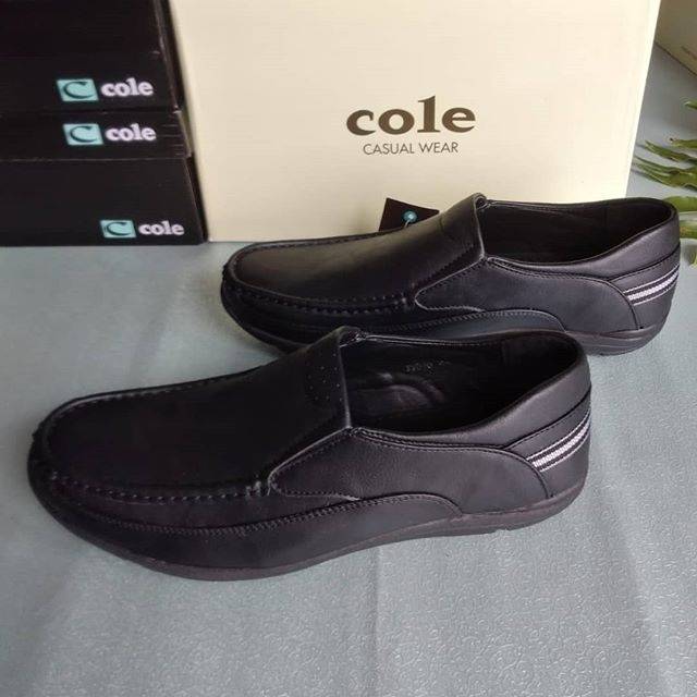 Sepatu Pria Cole Brand Matahari