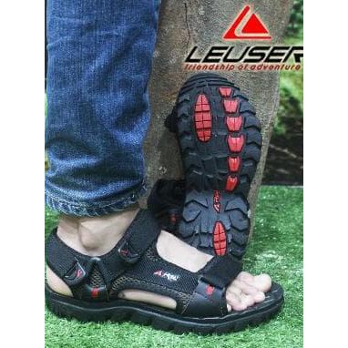 Sandal Gunung Rei dark wolf