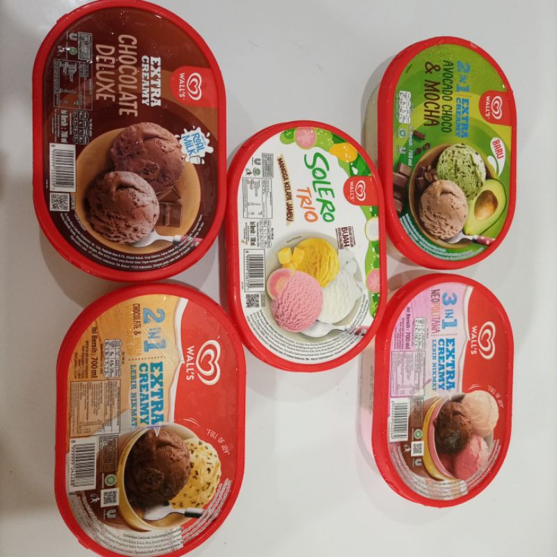 READY STOCK  ES KRIM WALLS 700 ML