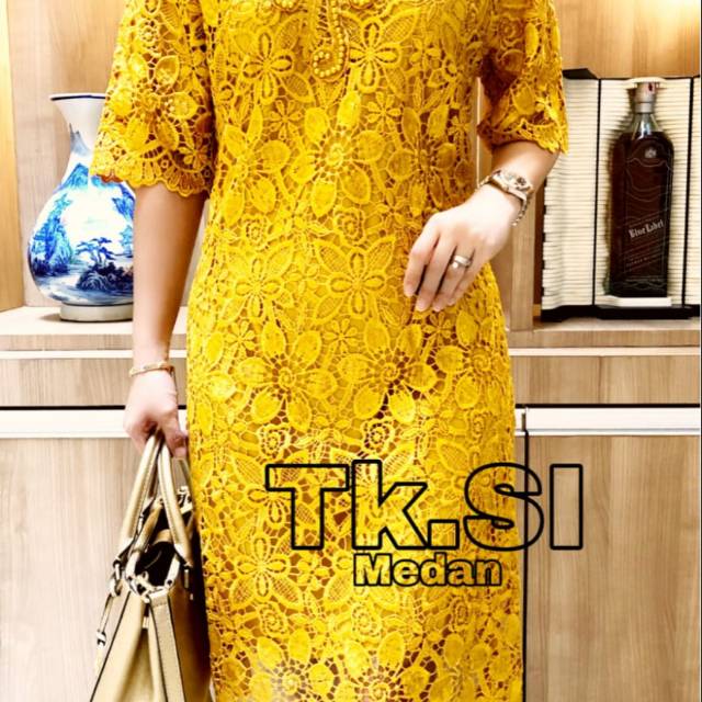 Dress aurum