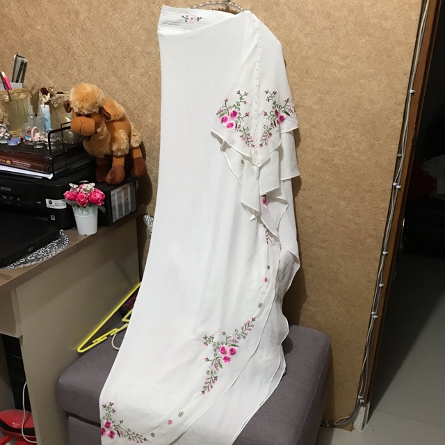 Preloved Bordir Branded Khimar Syari Motif Flower Bunga Polos Ceruti Tingkat Layer Umrah Lebaran