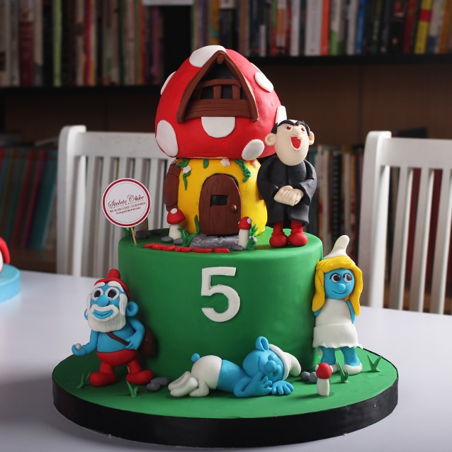

Kue Ulang Tahun / Birthday Cake model Smurf / MOHON BACA KETERANGAN