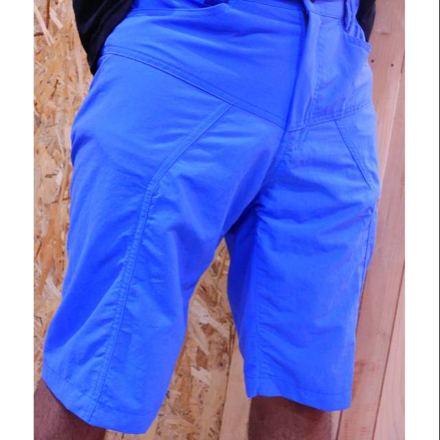 CELANA PENDEK CONSINA LORIDE