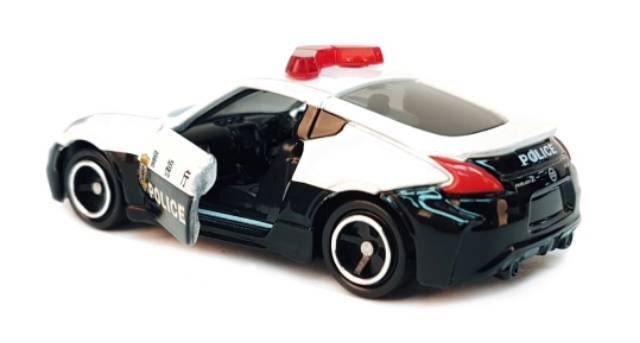 Tomica Reguler No 61 NISSAN FAIRLADY Z NISMO POLICE CAR TAKARA TOMY