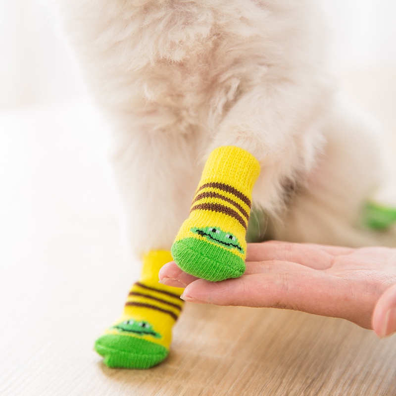 4 Pak Kaos Kaki Bahan Katun Anti slip Untuk Anjing Peliharaan