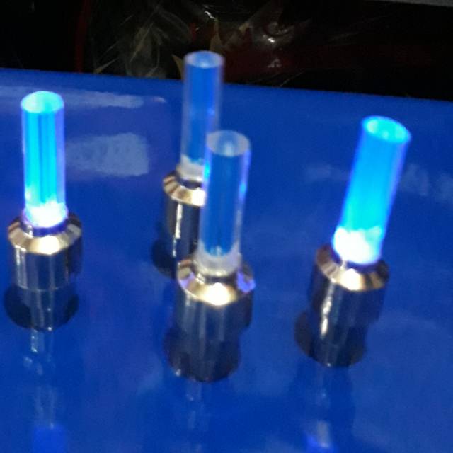 Tutup pentil lampu tutup pentil nyala